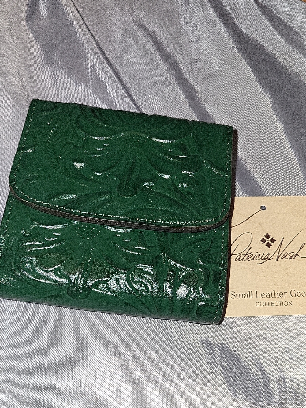 Patricia Nash Emerald Embossed Leather Small Wallet